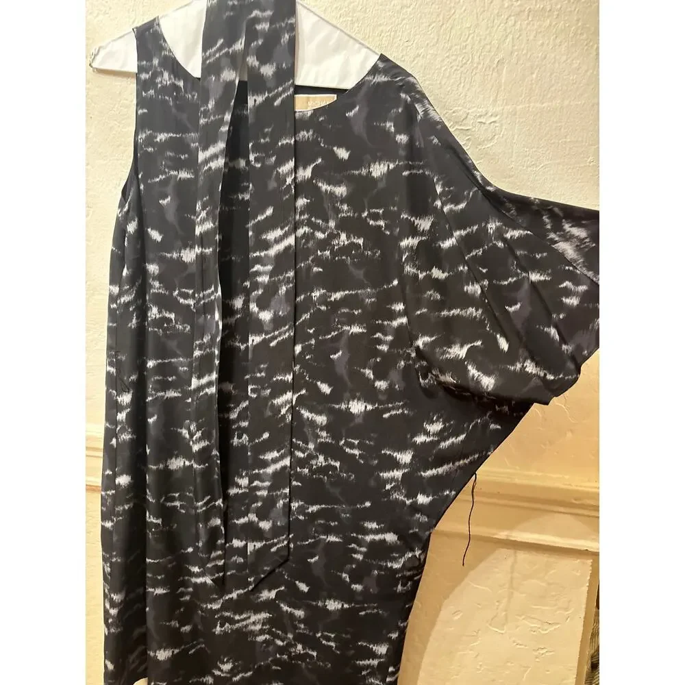 Michael Kors Black White Abstract Ikat Print Midi Dress Size M Self-Tie Belt